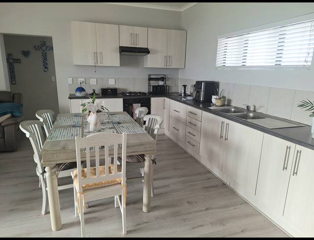 3 bed property for sale in GOLDEN MILE
